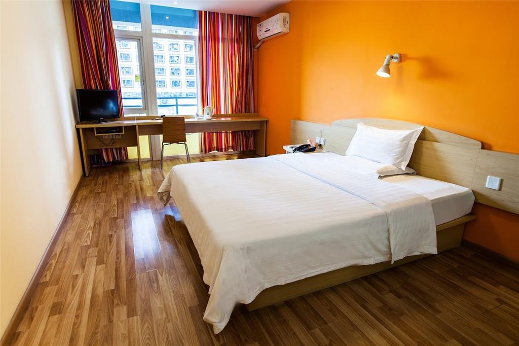 7Days Inn Jiangmen Peng Jiang Qiao North Exterior foto