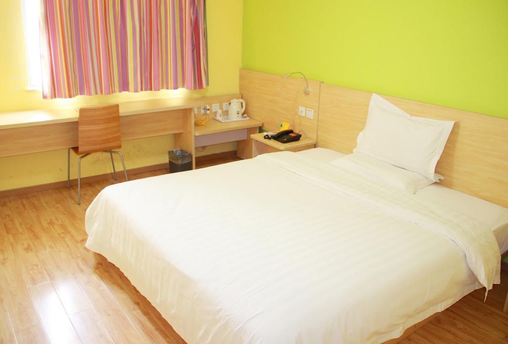 7Days Inn Jiangmen Peng Jiang Qiao North Exterior foto